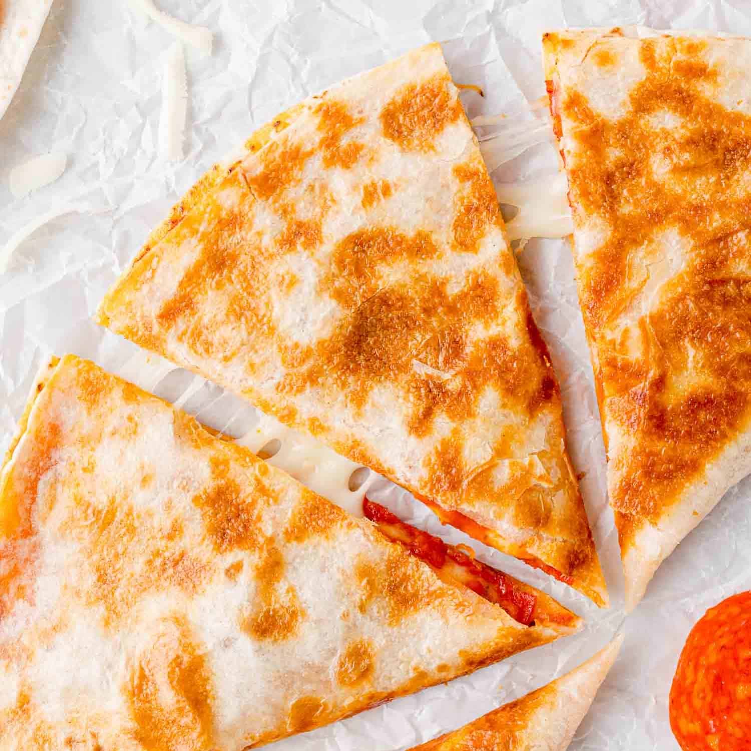 Picky Eater Approved: Easy Pizza Quesadillas for Mess-Free Dinners